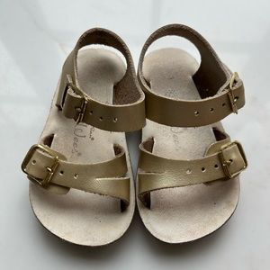 Salt water sandals size 3